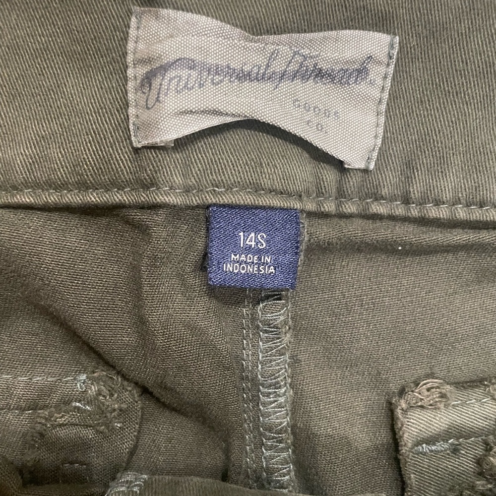NWT! Universal Thread Petite Cropped Chinos - Picture 4 of 7
